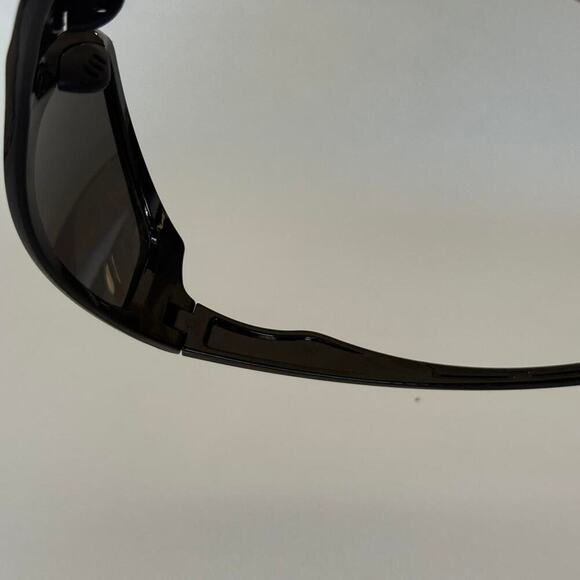 Y2K Black Sunglasses with Silver Lenses Unisex Slim Rectangle UVA UVB Protection - Picture 6 of 6